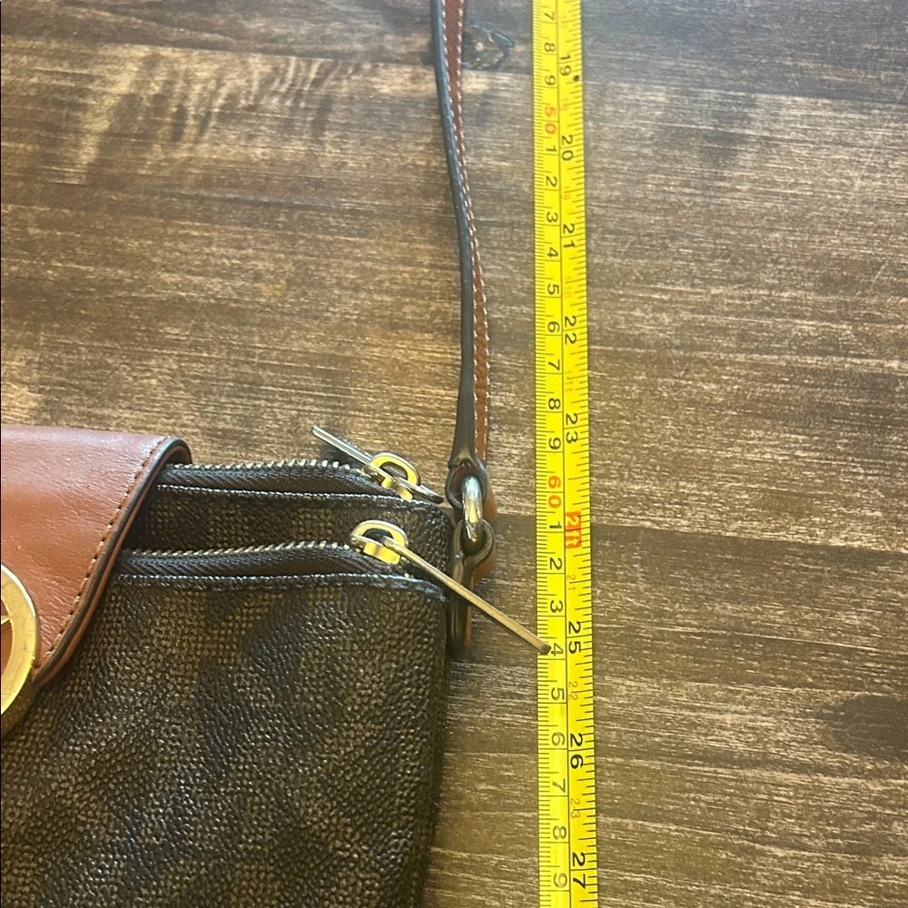 Michael Kors chic crossbody